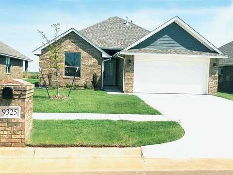 9325 NW 142nd Street, Yukon, OK 73099