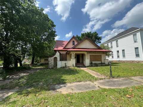 220 N Oak Street, Holdenville, OK 74848