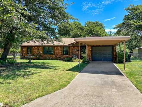 122 W Cool Springs Road, Rush Springs, OK 73082