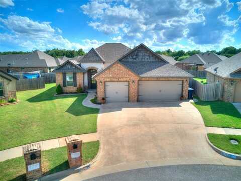 11736 SW 25th Court, Yukon, OK 73099