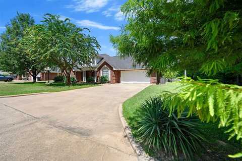 2111 Meadowlark Lane, Idabel, OK 74745