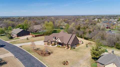 1701 Duxsford Court, Edmond, OK 73034