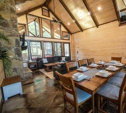 1421 N Lukfata Trail, Broken Bow, OK 74728