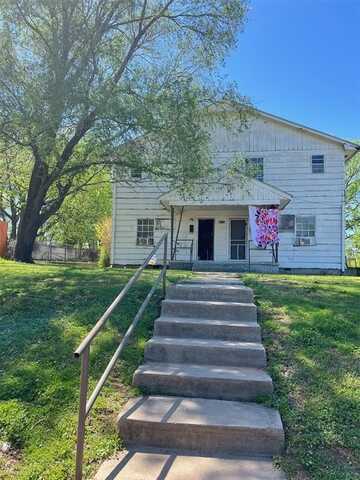 813 N University Street, Seminole, OK 74868