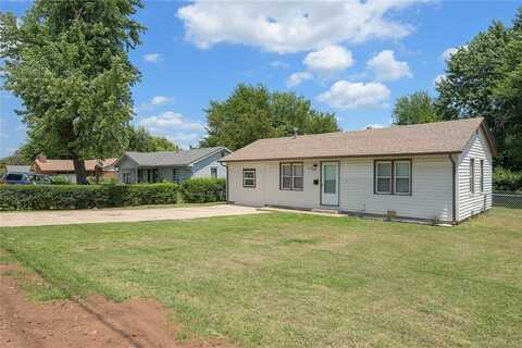 720 N Midwest Boulevard, Midwest City, OK 73110