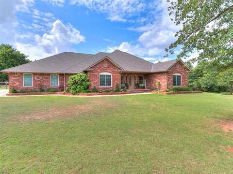 1806 Oakleaf Drive, Blanchard, OK 73010