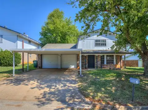 213 E Willow Place, Yukon, OK 73099