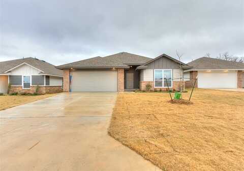 864 Shady Grove Lane, Harrah, OK 73045