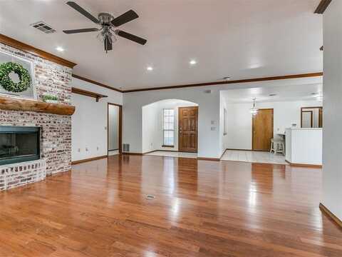 6439 Masons Drive, Oklahoma City, OK 73142