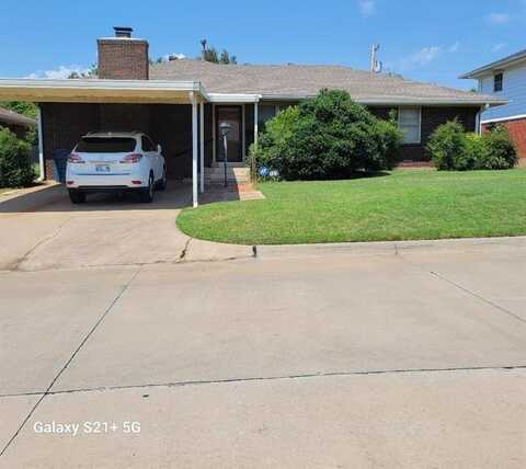 121 W Coe Drive, Midwest City, OK 73110