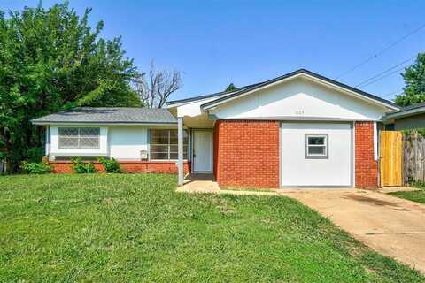 1605 Symphony Lane, Midwest City, OK 73130