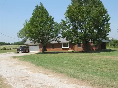 19551 E County Road 1500, Lindsay, OK 73052