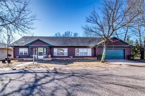 215 E 4th Street, Chandler, OK 74834