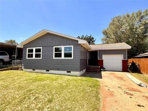 728 N 5th Street, Clinton, OK 73601