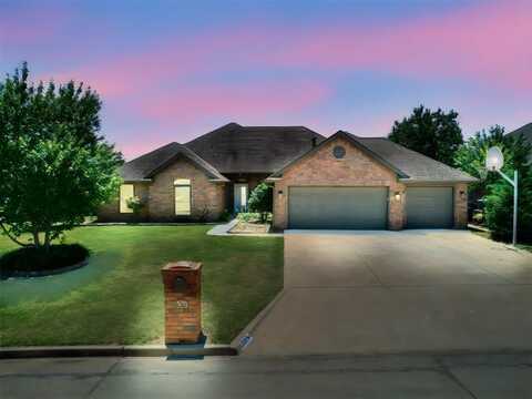 1309 Nottingham Circle, Shawnee, OK 74804