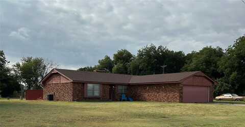 117 Claude Street, Dill City, OK 73641