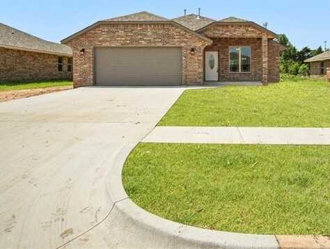 1024 E Jackrabbit Lane, Mustang, OK 73064