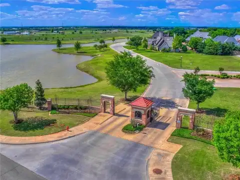 4717 Highbury Drive, Norman, OK 73072