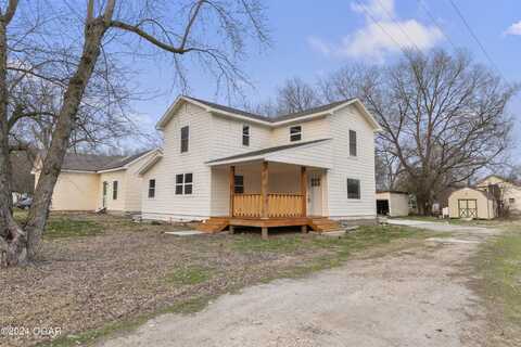 1021 Seneca Avenue, Seneca, MO 64865