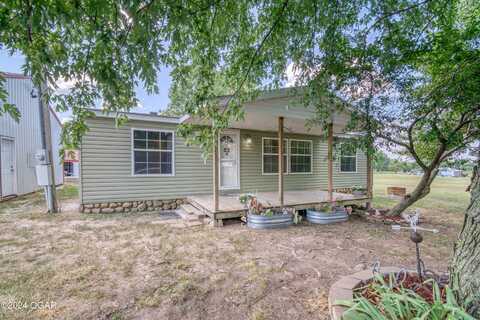 9851 County Lane 273, Carl Junction, MO 64834