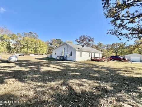 9115 Goldfinch Road, Neosho, MO 64850