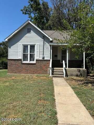 509 Pine Street, Carthage, MO 64836