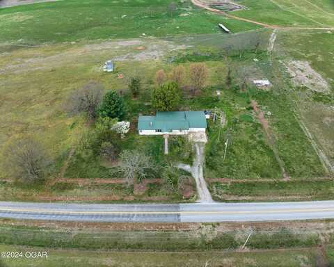 7194 Highway W, Pierce City, MO 65723