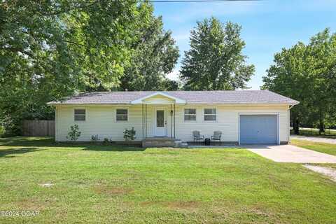 1203 E 10th Street, Lamar, MO 64759