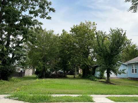 2015 Annie Baxter Avenue, Joplin, MO 64804