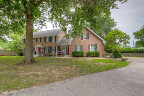 1826 Southwood Lane, Carthage, MO 64836