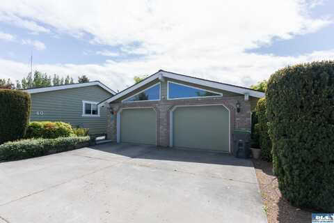 40 Wright Ln, Sequim, WA 98382