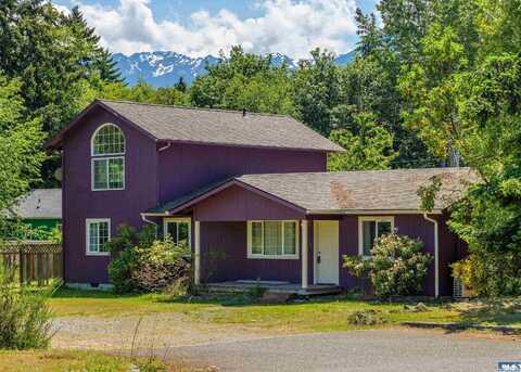 1138 W 17th, Port Angeles, WA 98363