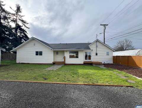 137 E Fir, Sequim, WA 98382