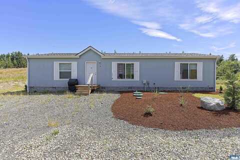 303 Critter Country Trail, Sequim, WA 98382