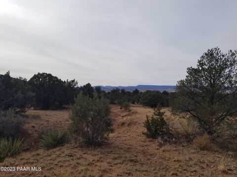 293a Quartz Hill Road, Ash Fork, AZ 86320