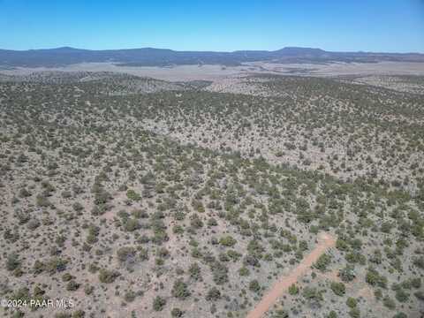 193 W Everwood Trail, Seligman, AZ 86337