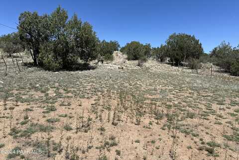 K N Peaceful Hill Road, Seligman, AZ 86337