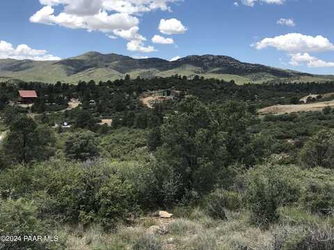 W Legacy Lane, Peeples Valley, AZ 86332