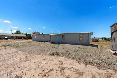 25866 N Emery Drive, Paulden, AZ 86334