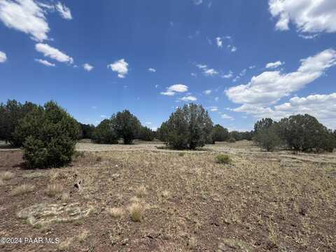 329b Rut Road, Ash Fork, AZ 86320