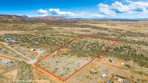 18 E Wolf Road, Humboldt, AZ 86327