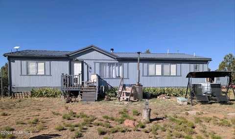 43850 W Roaming Way, Seligman, AZ 86337