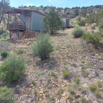 37400 N Big View Trail, Ash Fork, AZ 86320