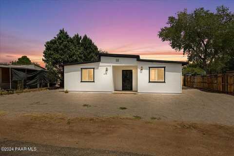 2495 S Kadomoto Drive, Cornville, AZ 86325