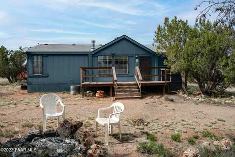 207 Rough Rock Road, Seligman, AZ 86337