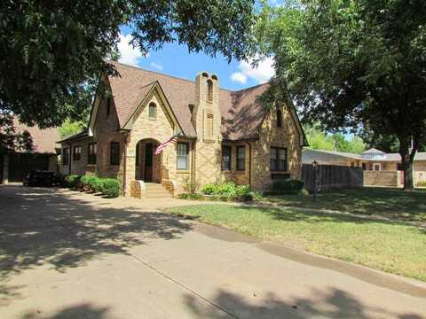 1702 E Cypress, Enid, OK 73701