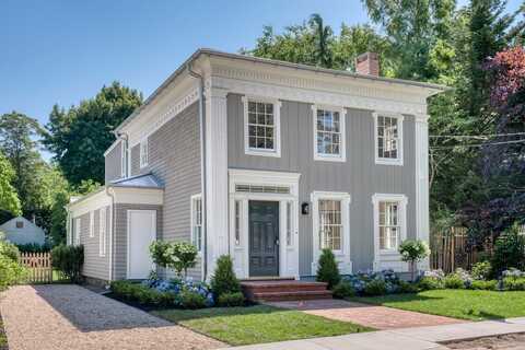 85 Suffolk Street, Sag Harbor, NY 11963