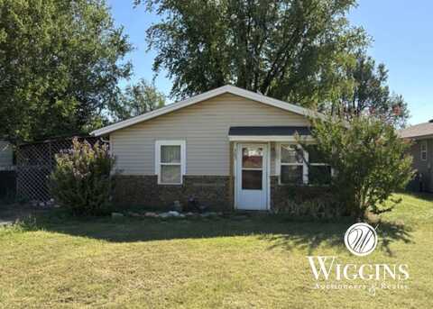 303 Highland Dr., Waukomis, OK 73773