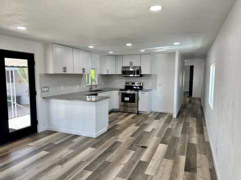 4065 E. University Drive, Mesa, AZ 85205