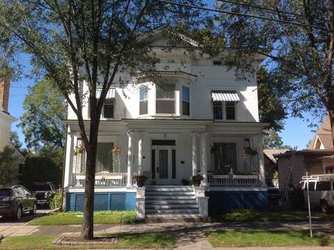 117 Circular St, Saratoga Springs, NY 12866